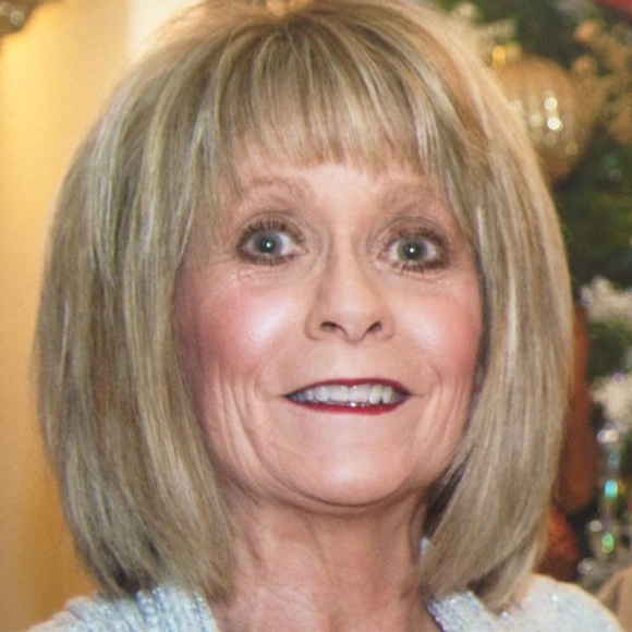 Meet your Posher, Debe - Picture 1 of 2